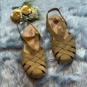 Earth Origins Berry Woven Casual Round Toe Slip-son Sandals sz 12